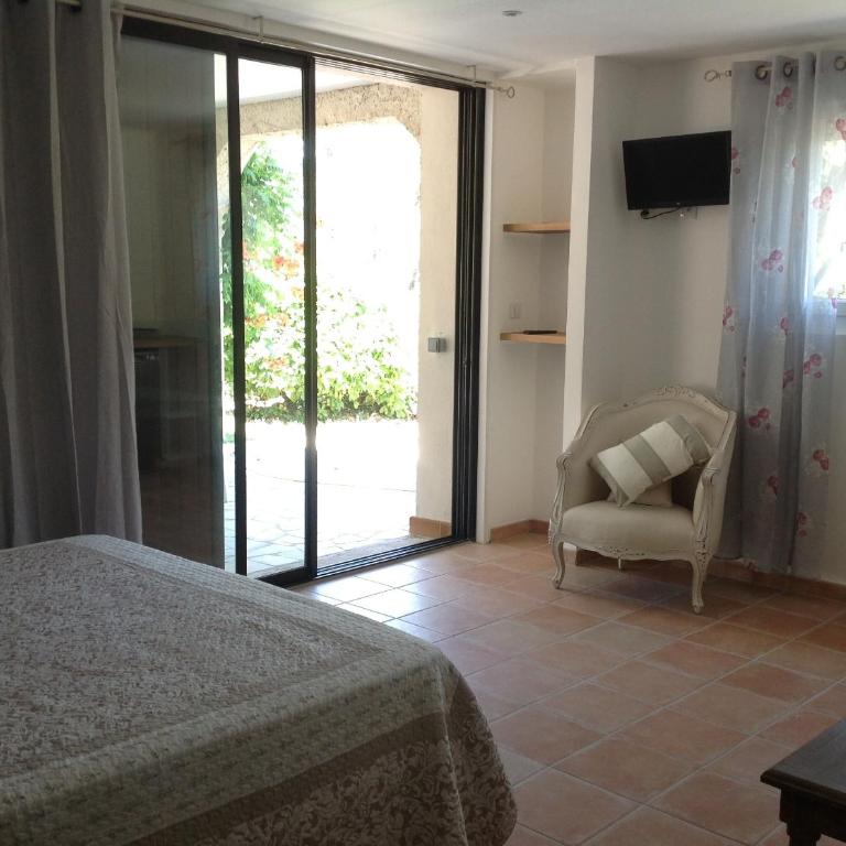 Le Patio Fleuri - Chambre Double - Vue sur Jardin - 6