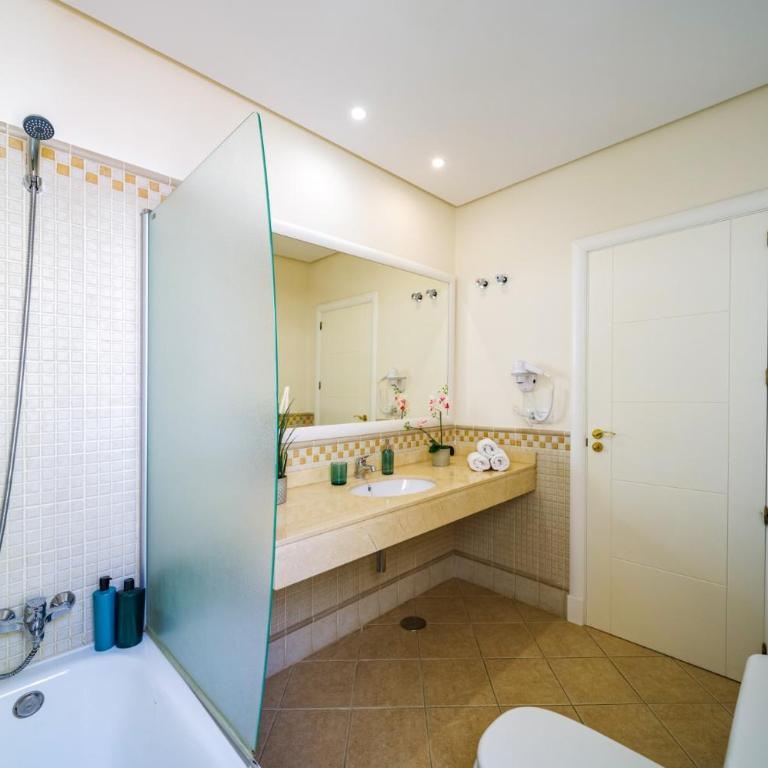 Villa Almudena by Villa Plus - Villa - 11