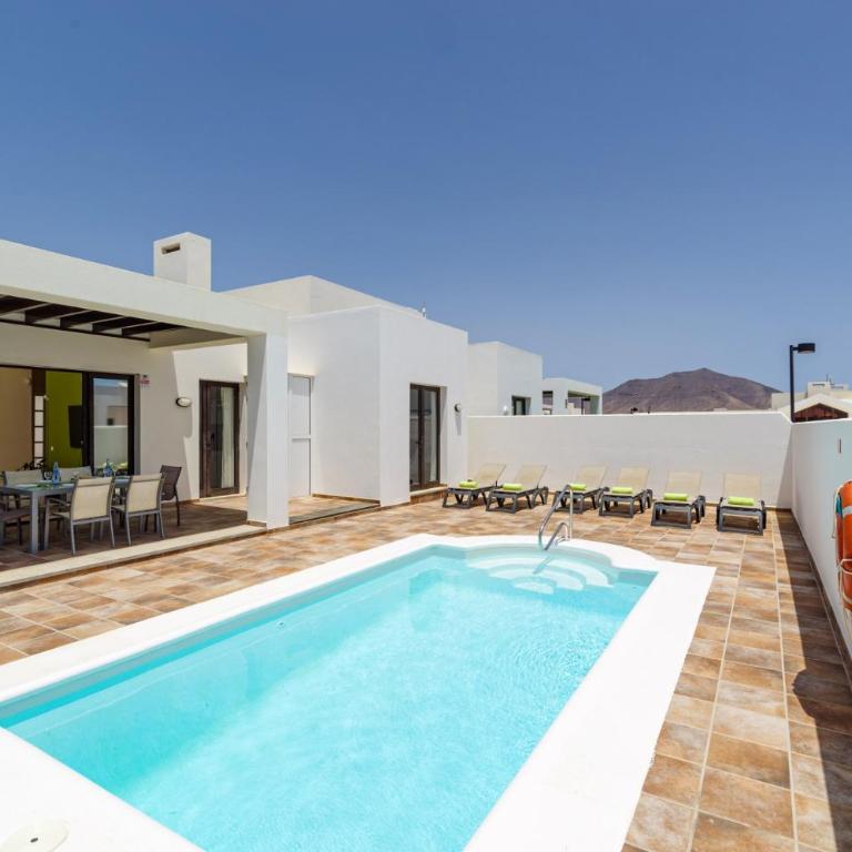 Villa Almudena by Villa Plus - Villa - 3