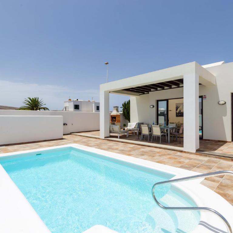 Villa Almudena by Villa Plus - Villa - 19