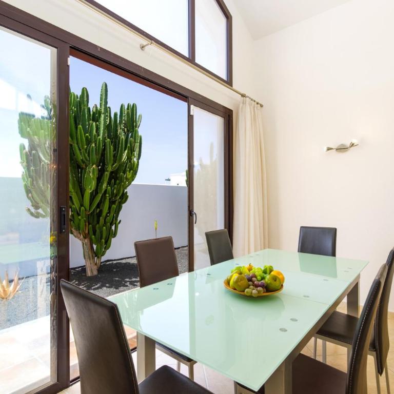 Villa Almudena by Villa Plus - Villa - 8