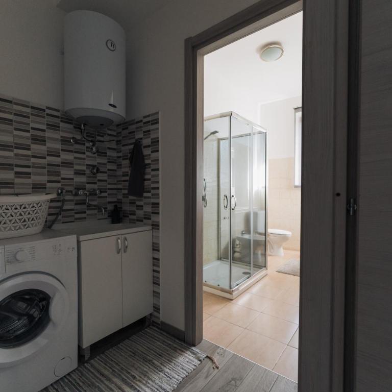 Grey's Apartment - One-Bedroom House - 12