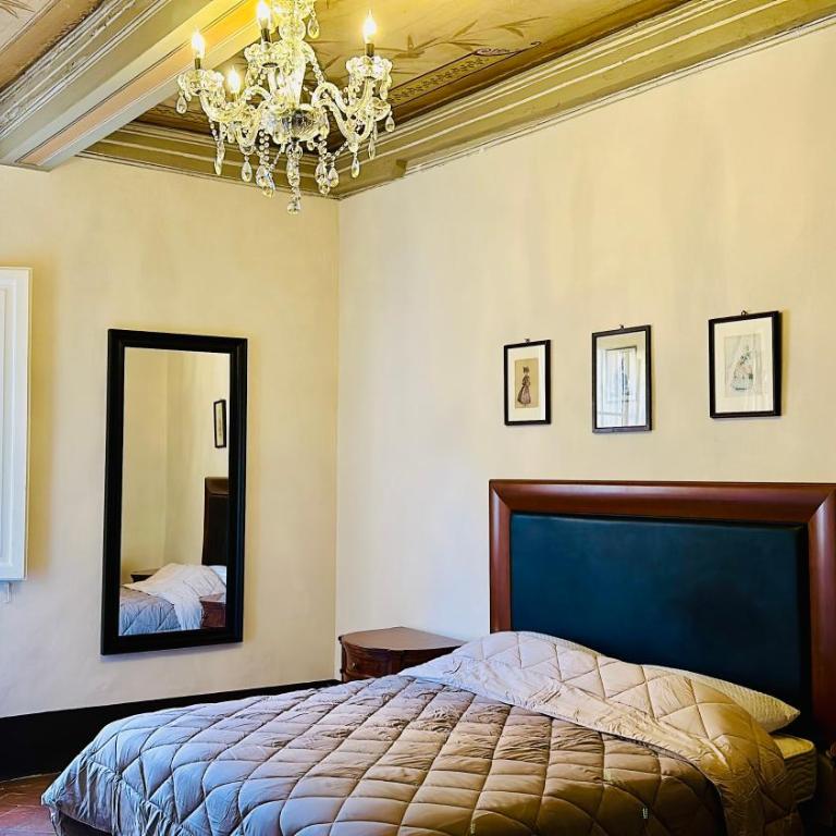 Domus An- Two Bedrooms Apartment -Antique and Historical Home - Two-Bedroom Apartment - 30