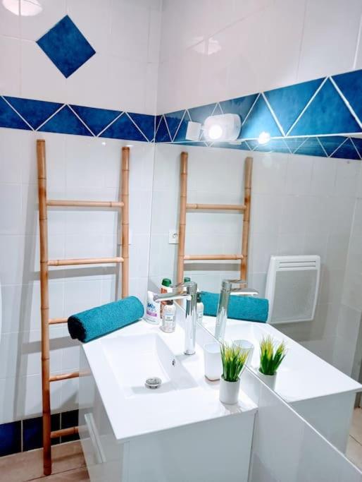 Studio cosy proche gare. - Appartement 1 Chambre - 10