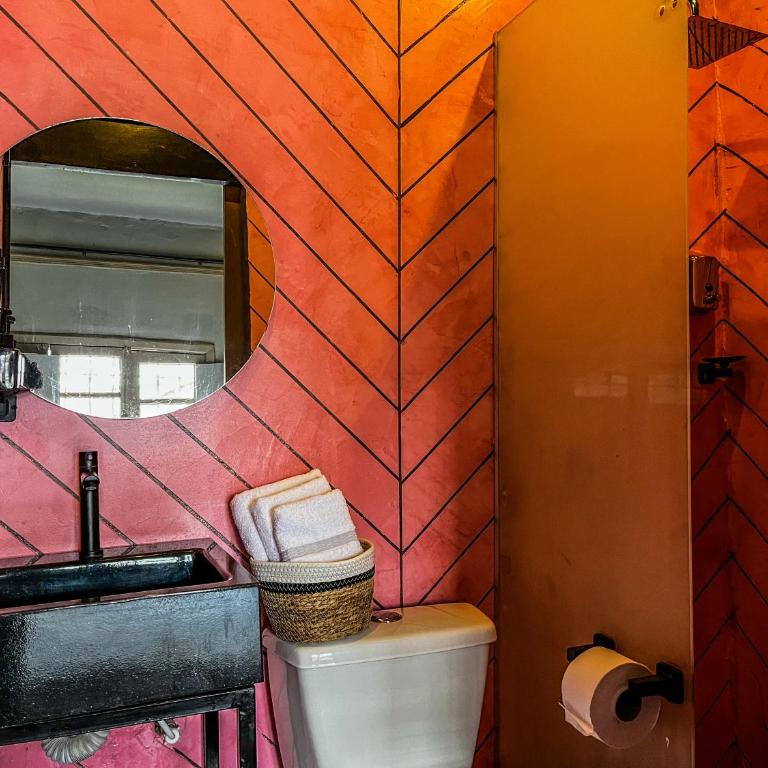 Sr Luis Hotel Boutique - Zona Héroes - Recepción Digital 24H - Habitación Doble Económica - 4