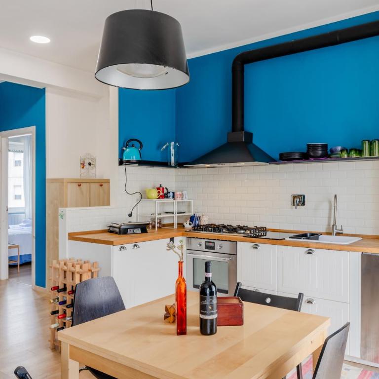 GuestHost - Bell'occhio Colorful Apt with Parking - Appartamento con 2 Camere da Letto - 3