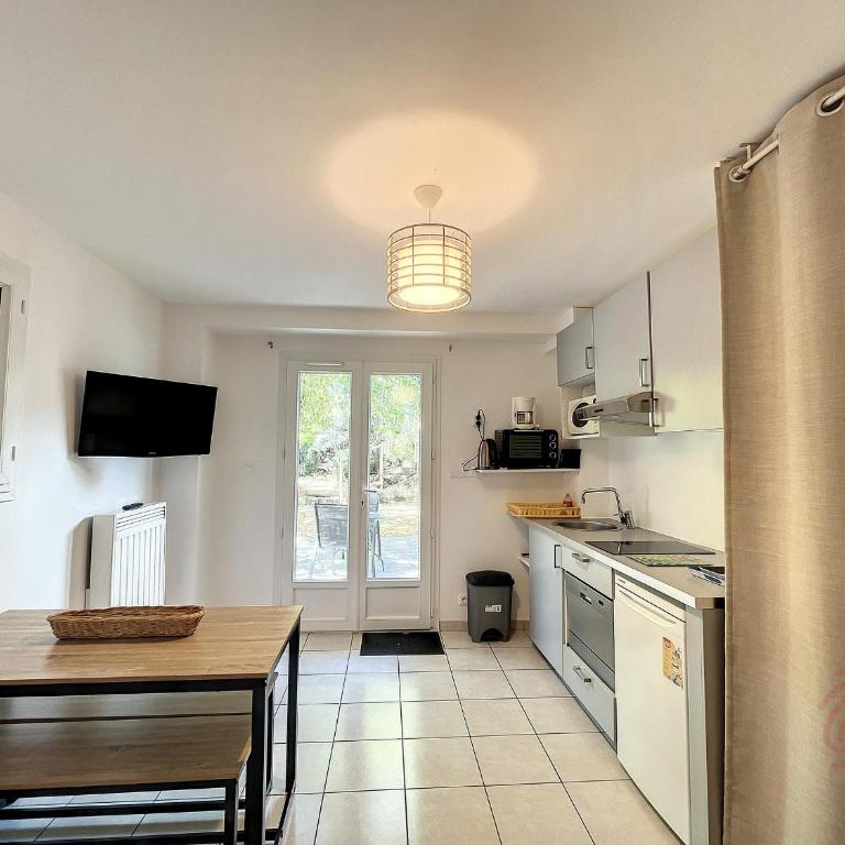 Charmant studio avec terrasse Sud, proche thermes et centre - Lamalou-les-Bains - Studio - 7