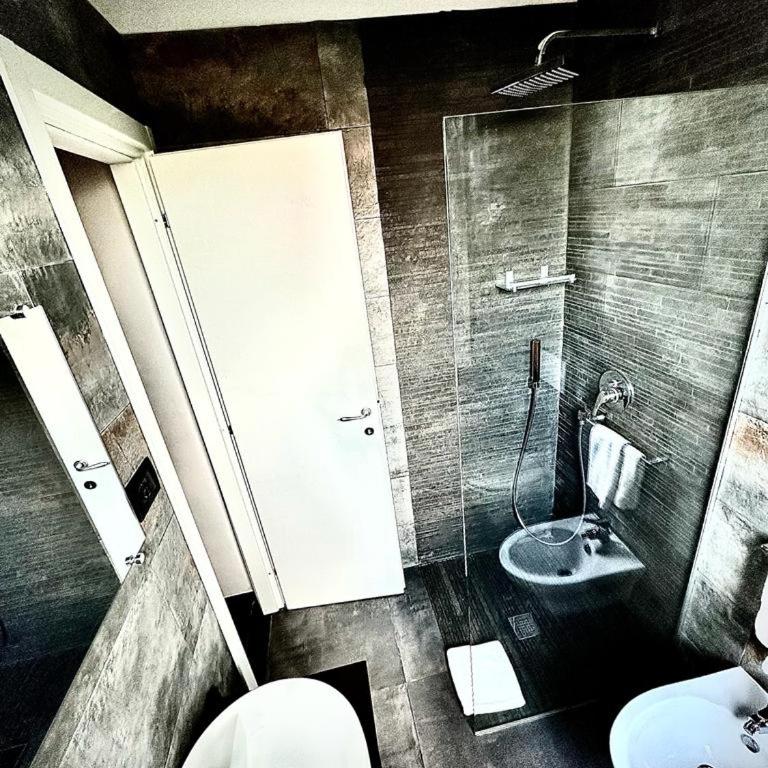 Dazio Exclusive Rooms - Double Room - 4