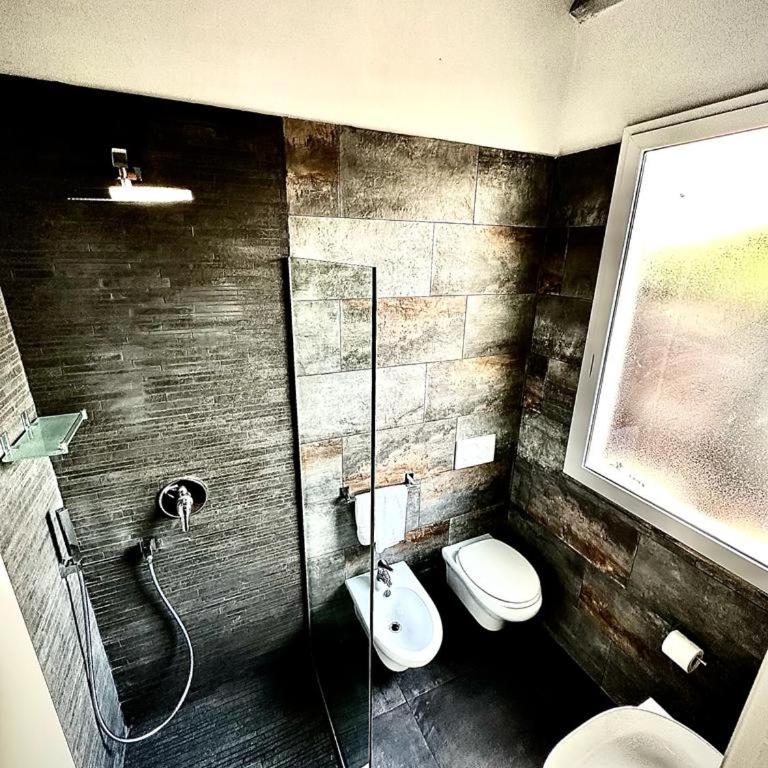 Dazio Exclusive Rooms - Large Double Room - 5