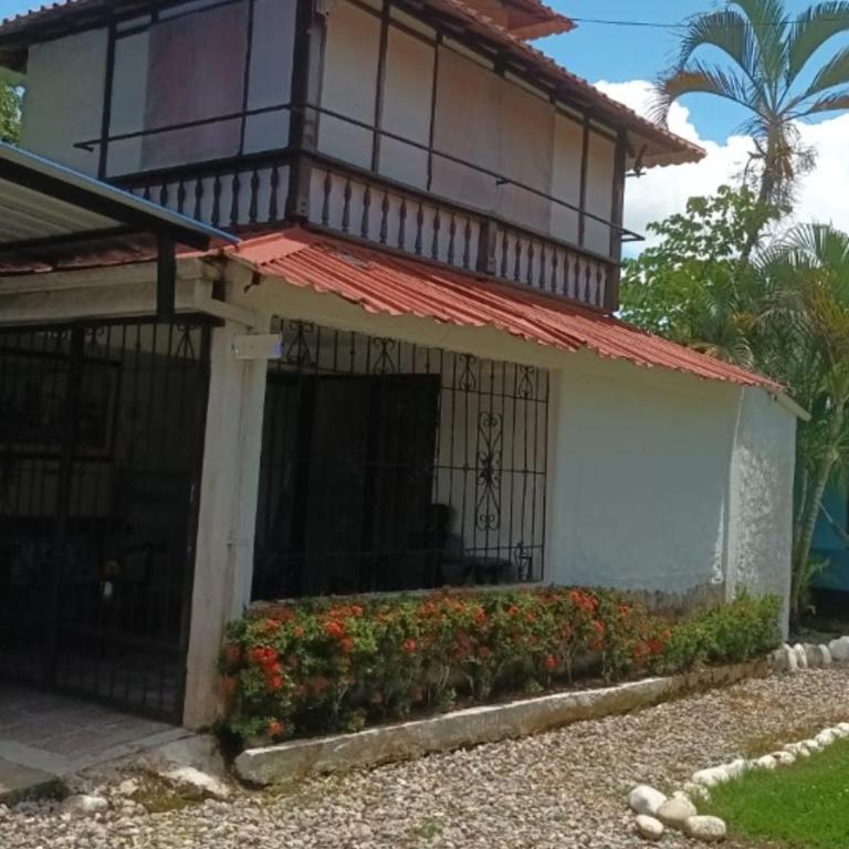 CASA TURÍSTICA CAMPESTRE "VILLA ALONDRA" Parqueo Privado GRATIS! - Double Room with Park View - 1