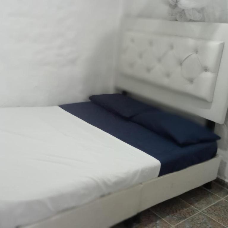 CASA TURÍSTICA CAMPESTRE "VILLA ALONDRA" Parqueo Privado GRATIS! - Double Room with Park View - 3