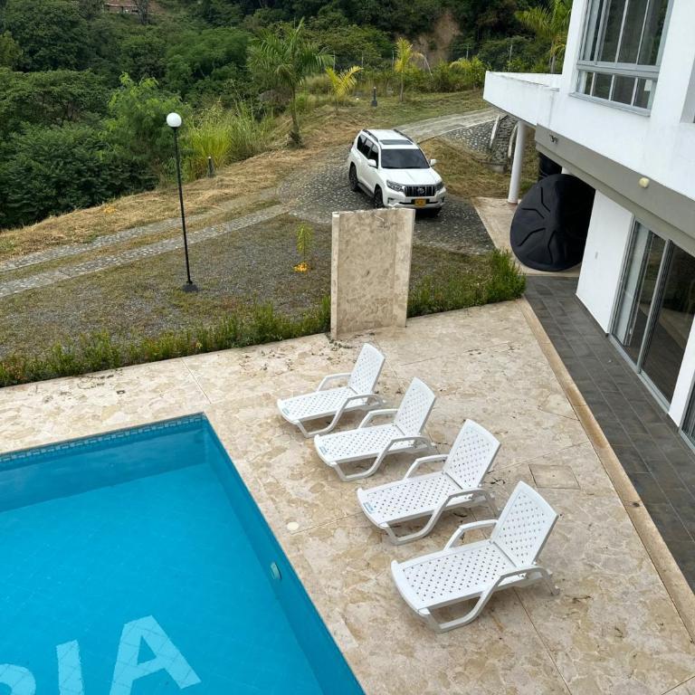 NUEVA FINCA SÚPER EQUIPADA EN SOPETRAN - Villa - 3