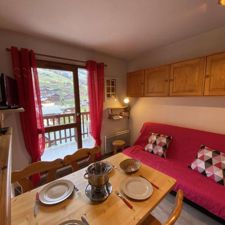 Appartement 4 pers., village, proche pistes, piscine l'été, commerces à pied - Appartamento con 1 Camera da Letto - 1