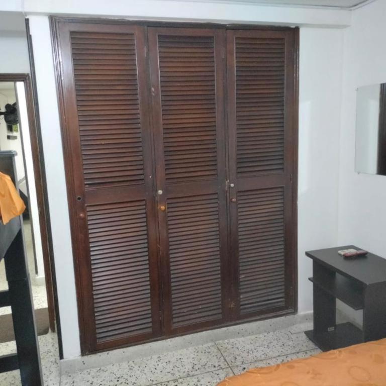 Apartamento Edificio Mar Azul - Rodadero - Two-Bedroom Apartment - 2