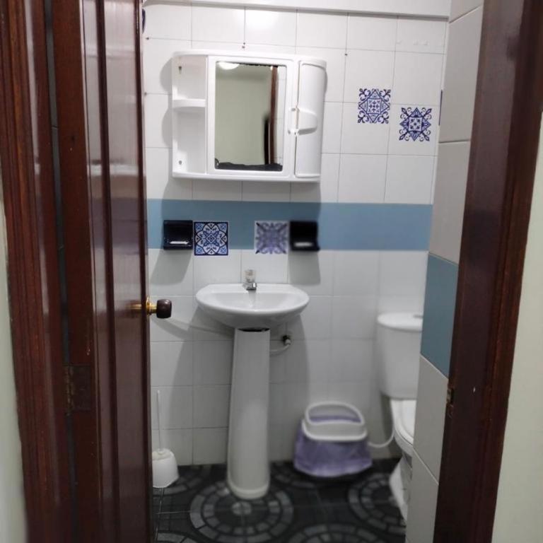 Apartamento Edificio Mar Azul - Rodadero - Two-Bedroom Apartment - 17