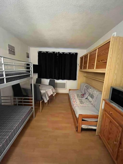 Charmant studio à Font-Romeu avec place de parking - Appartement 1 Chambre - 13