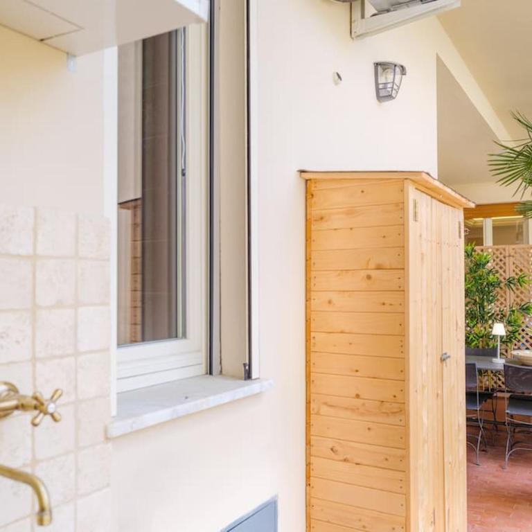 Casa Silvia - Central flat with private terrace - One-Bedroom Apartment - 38