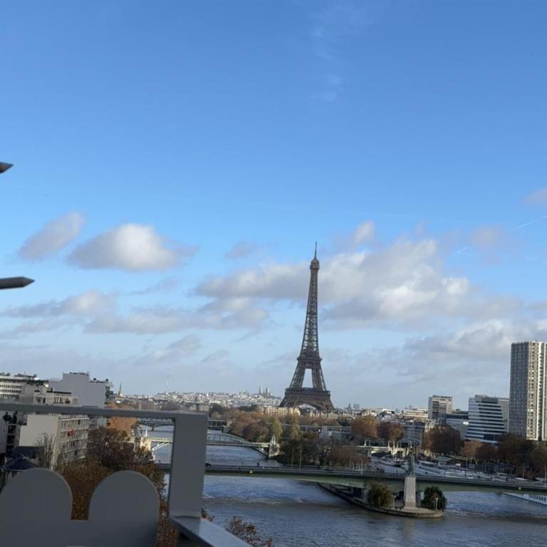 Appartement vue Tour Eiffel paris 16 Eme - Appartement 1 Chambre - 57
