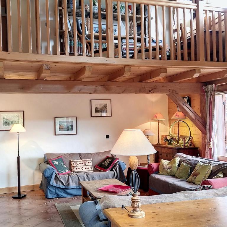 Chalet rénové 3 étoiles, 14 pers, vue Mont Blanc, Wifi - Chalet 3 Chambres - 8