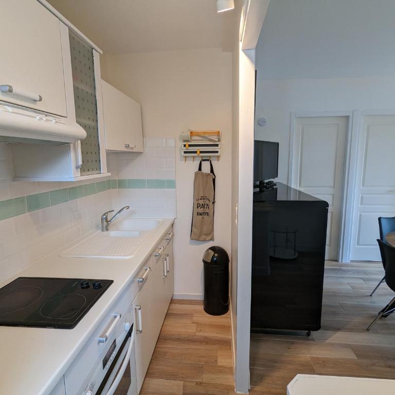 Charmant Studio Cabine avec Grande Terrasse et Proximité Plage à Arcachon - FR-1-420-125 - Appartement - 11
