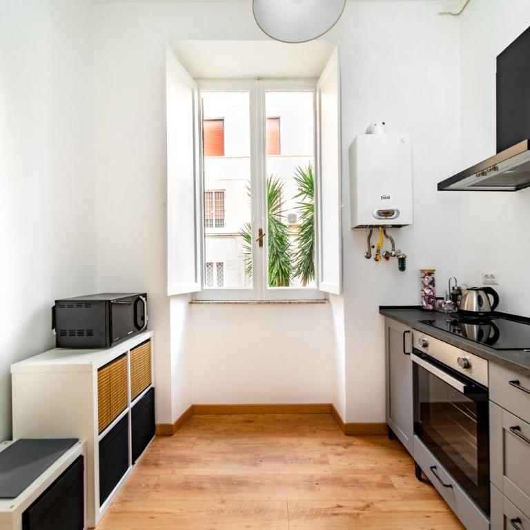 VATICAN VIBES - Three-Bedroom Apartment - 20