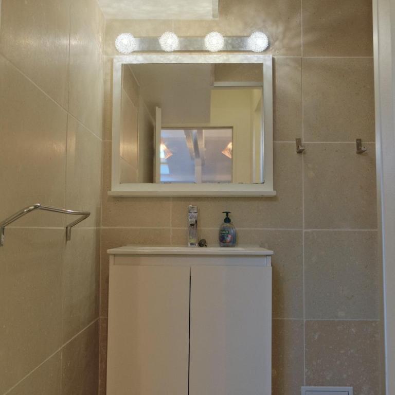Isabelli Appartement plein centre avec place de parking - One-Bedroom Apartment - 12