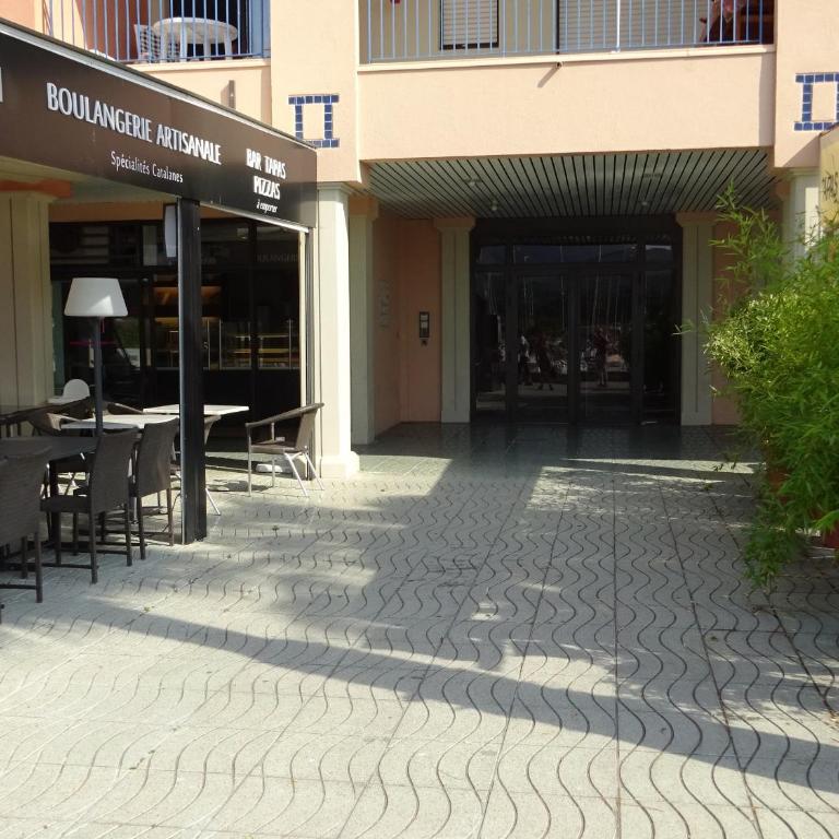 T3 avec terrasse et parking à Argelès-sur-Mer - FR-1-732-20 - Appartement - 7
