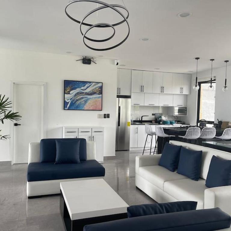 Hermosa casa frentes al mar en Montanita con piscina - Casa de 8 dormitorios - 39