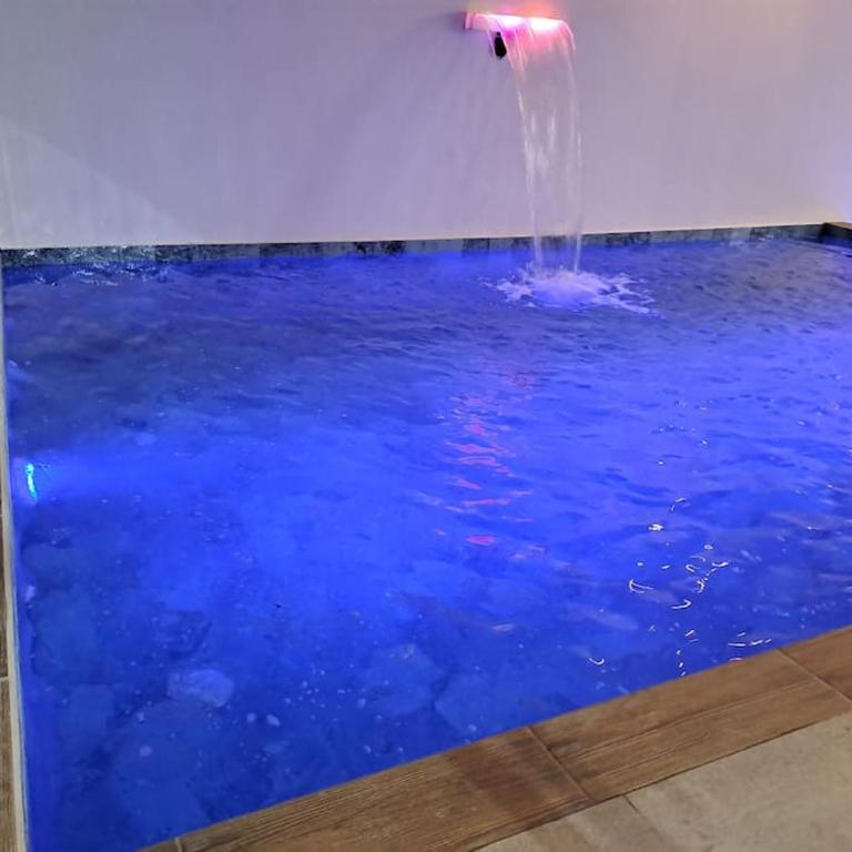 Hermosa casa frentes al mar en Montanita con piscina - Casa de 8 dormitorios - 35