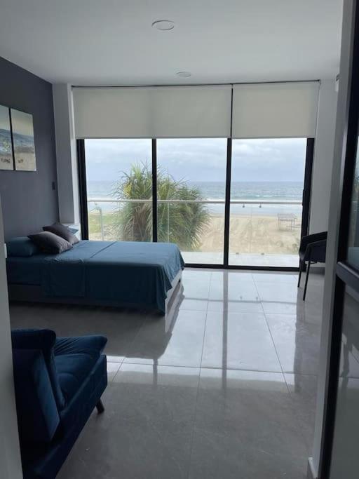 Hermosa casa frentes al mar en Montanita con piscina - Casa de 8 dormitorios - 31