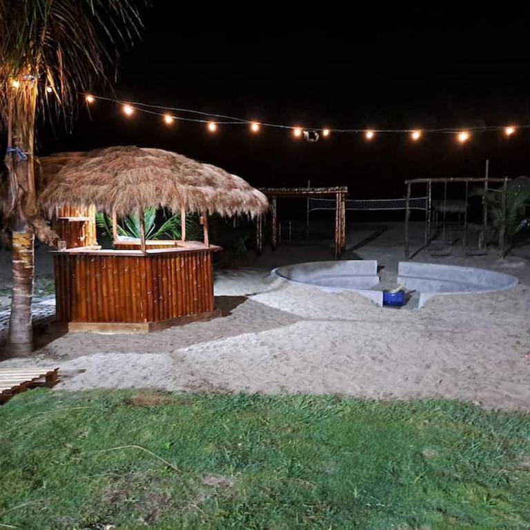 Hermosa casa frentes al mar en Montanita con piscina - Casa de 8 dormitorios - 15