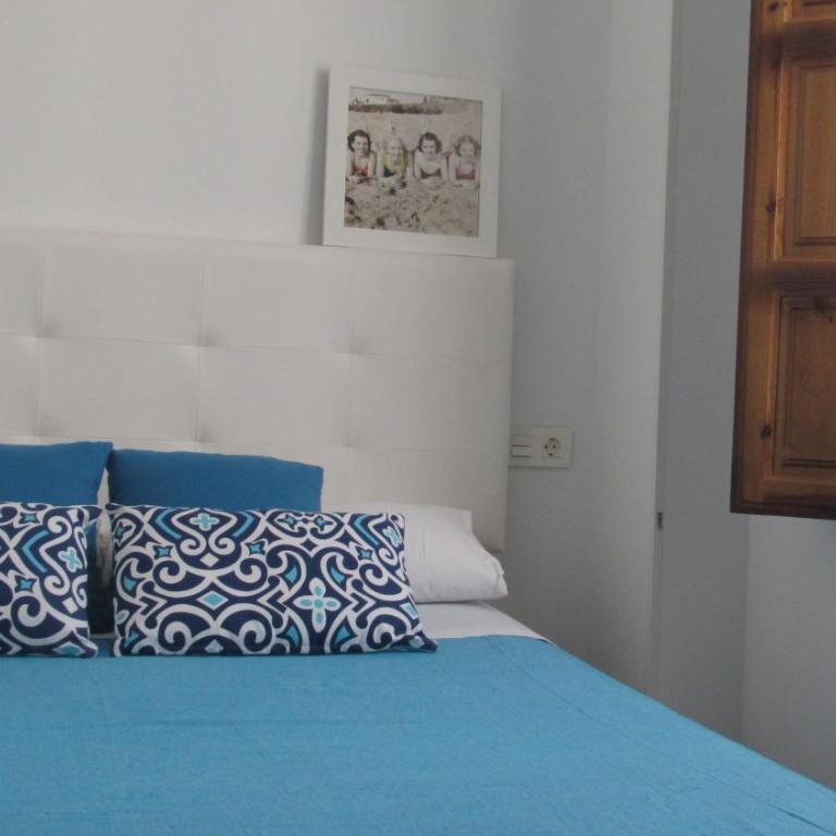Apartamentos Ilíberis - Deluxe Two-Bedroom Apartment - 13