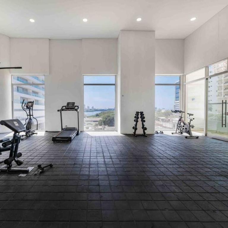 Spectacular*2bed*balcony* Ac*Near Beach MONTU 1404B - Two-Bedroom Apartment - 23