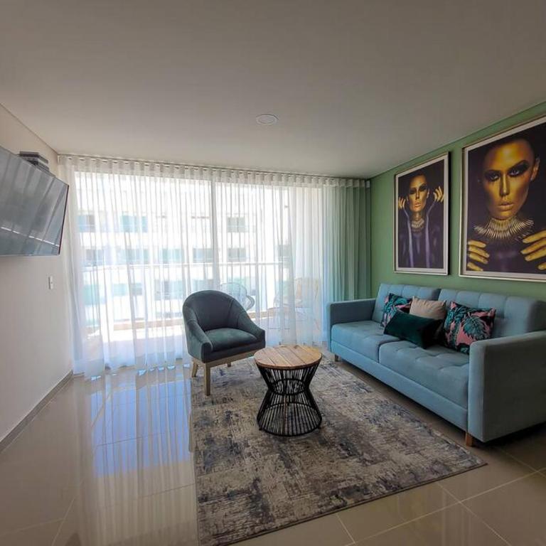 Spectacular*2bed*balcony* Ac*Near Beach MONTU 1404B - Two-Bedroom Apartment - 7