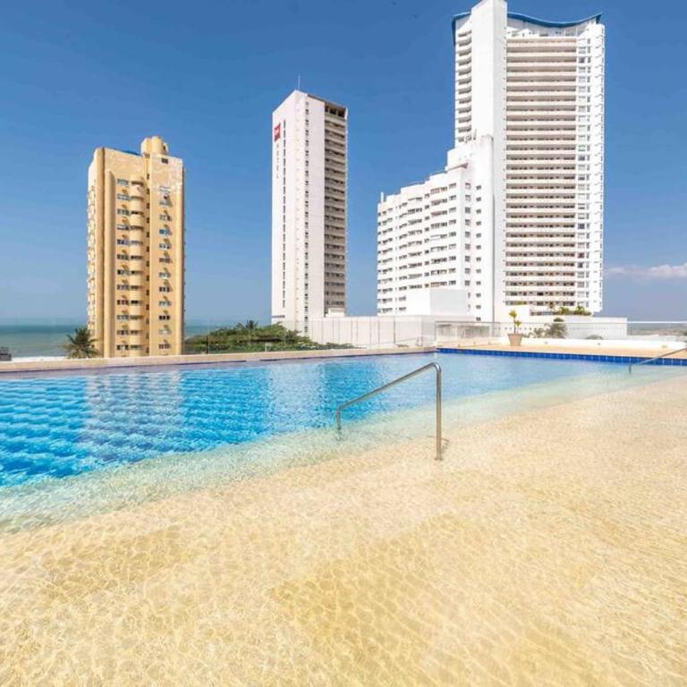 Spectacular*2bed*balcony* Ac*Near Beach MONTU 1404B - Two-Bedroom Apartment - 27