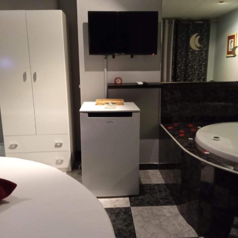 Hostal Happystay - Deluxe King Room - 2