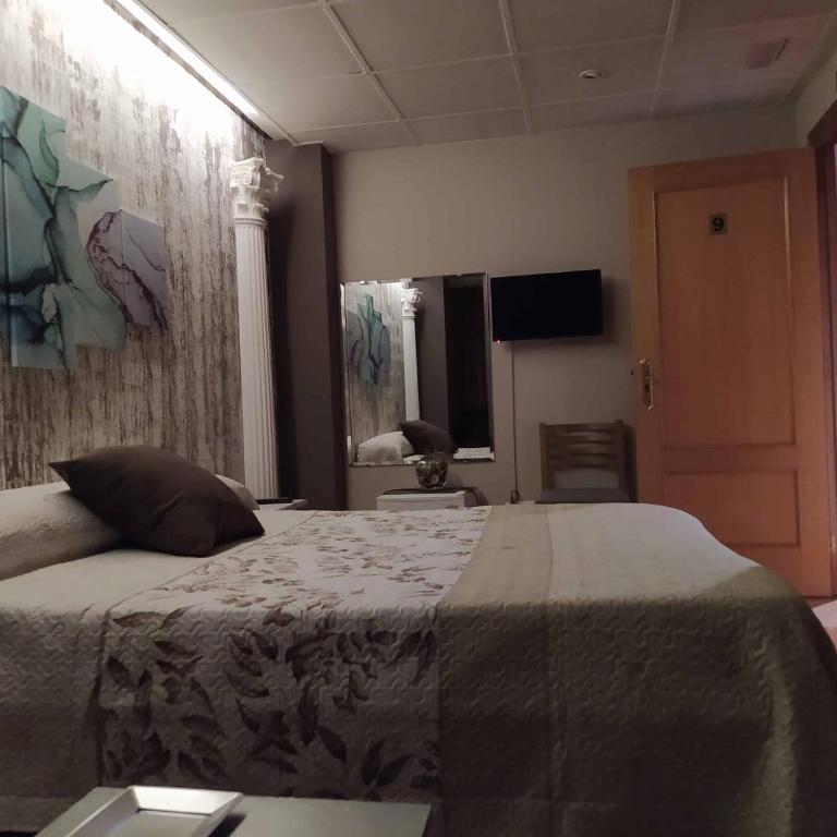 Hostal Happystay - Deluxe Double Room - 3