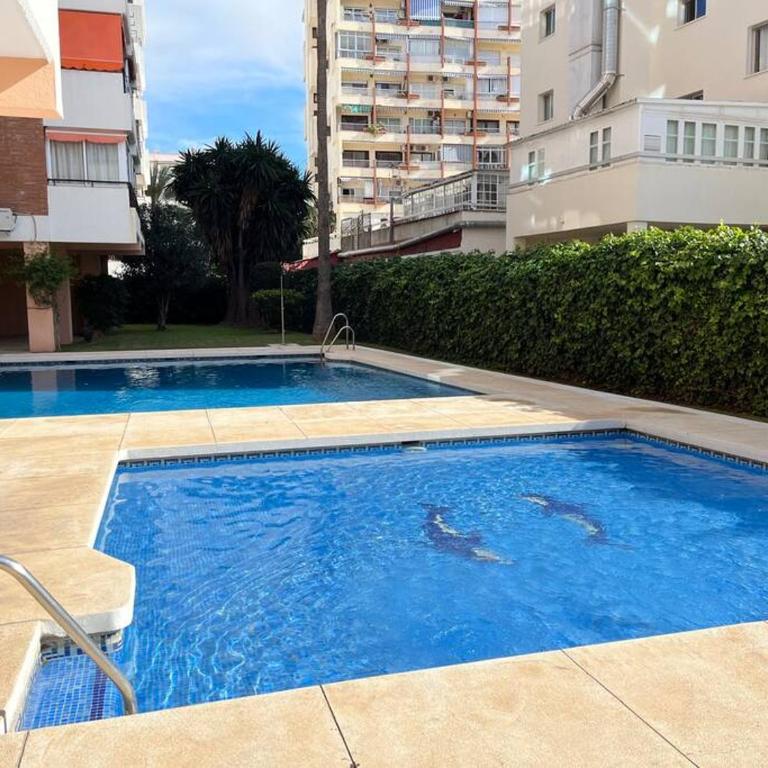 Marbella Center 4 Persones- Beach 200m - . Parking - Two-Bedroom Apartment - 24