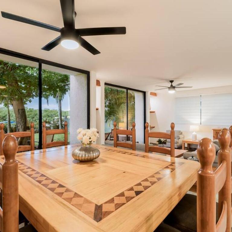 *Villa Sicilia Lagoon front by Casa Paraiso* - Villa - 14