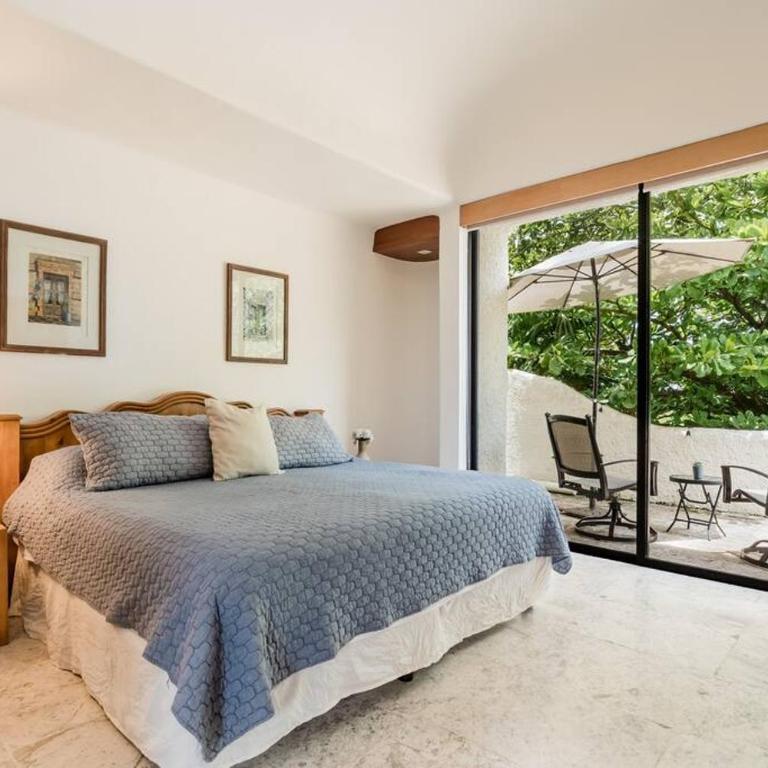 *Villa Sicilia Lagoon front by Casa Paraiso* - Villa - 31