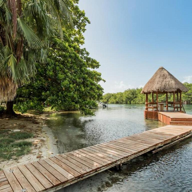 *Villa Sicilia Lagoon front by Casa Paraiso* - Villa - 39
