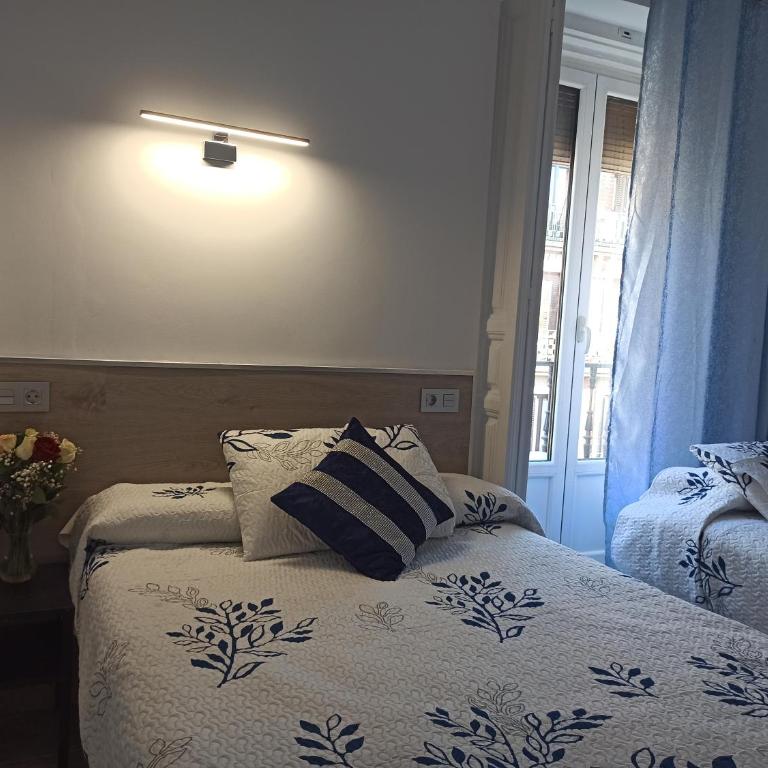 Hostal Huespedes Toledo - Camera Matrimoniale/Doppia con Letti Singoli - 2