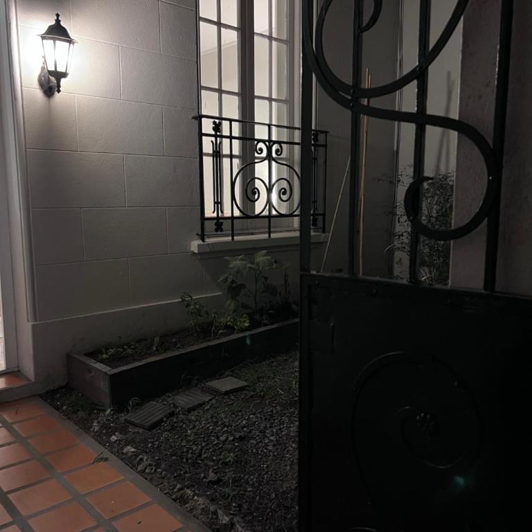 El Jacarandá, relax, en Chascomús - Casa de 2 dormitorios - 91