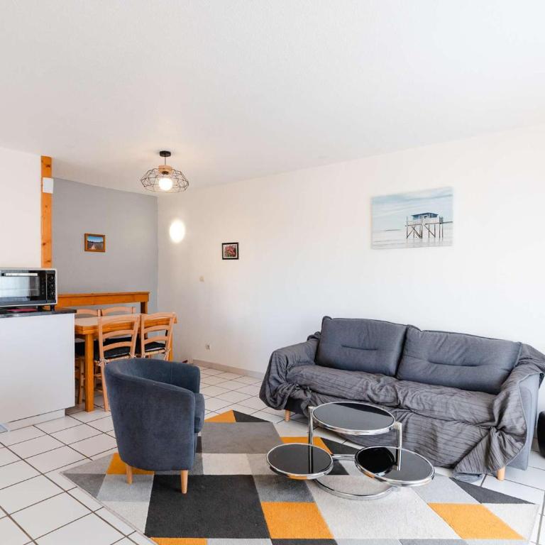 Charmant pavillon avec solarium, piscine et parking à Narbonne-Plage - FR-1-409-222 - Villa - 11