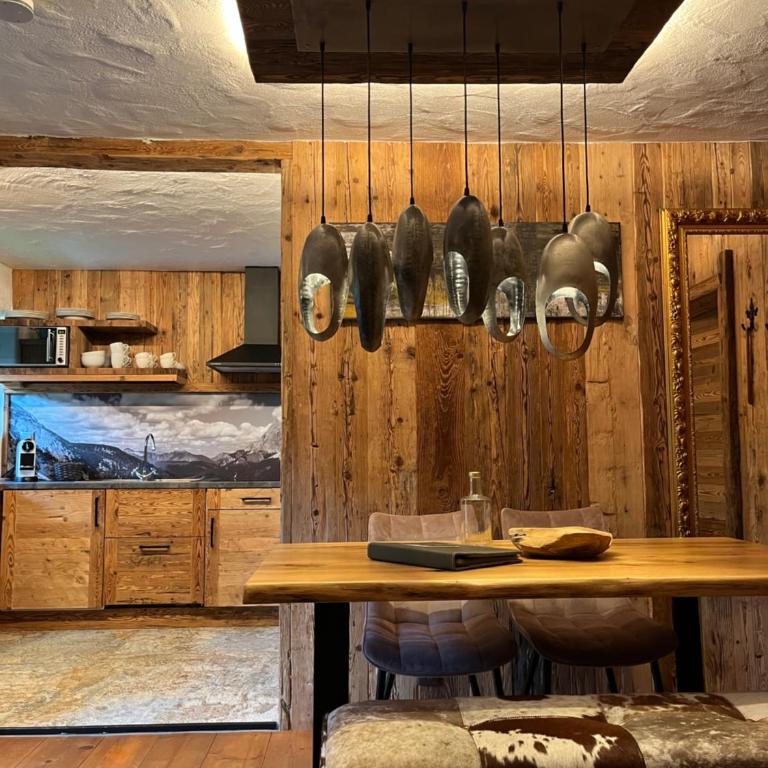 Chalet Apart Hansler - Appartamento con 2 Camere da Letto - 1