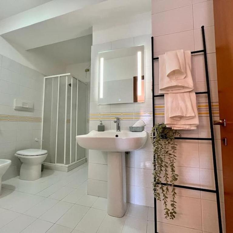 Spacious Studio Apartment with Terrace - Appartamento con 1 Camera da Letto - 14