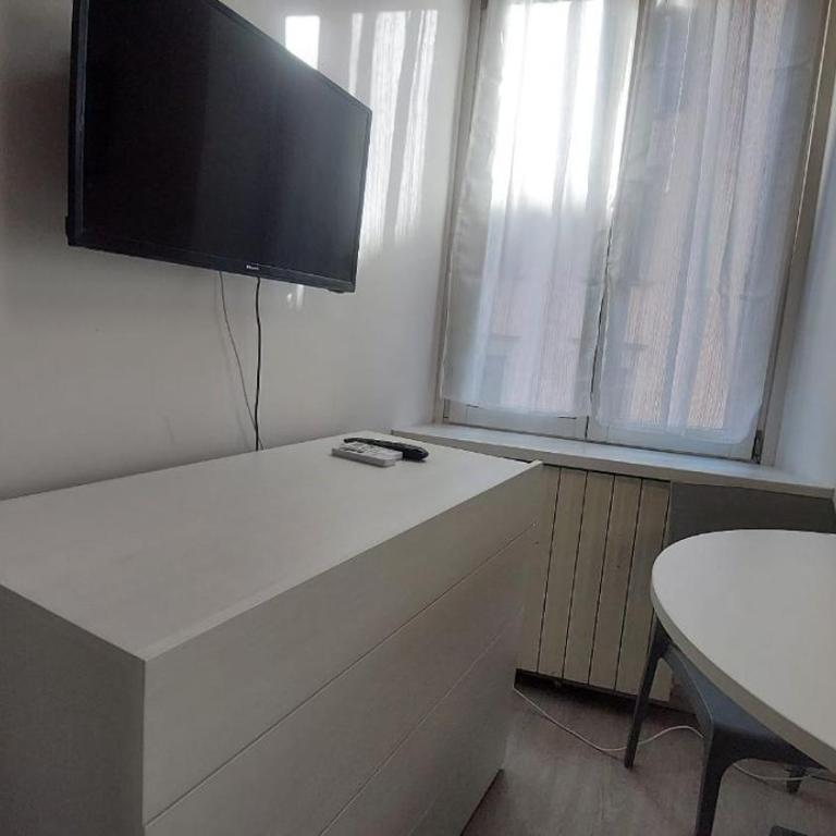 LOFTCENTRE - Appartamento con 1 Camera da Letto - 15