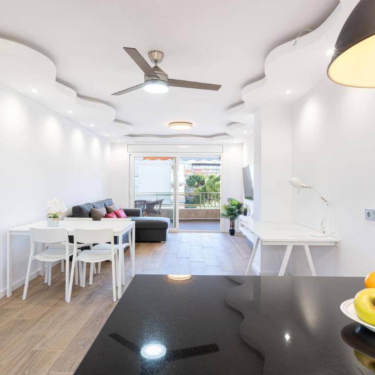 TuristMar - Amplio apartamento con gran terraza con vistas a solo 50m de la playa, Salou - Apartamento con terraza - 17