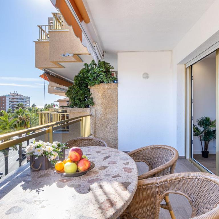 TuristMar - Amplio apartamento con gran terraza con vistas a solo 50m de la playa, Salou - Apartamento con terraza - 21