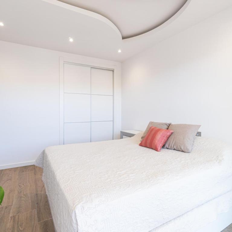 TuristMar - Amplio apartamento con gran terraza con vistas a solo 50m de la playa, Salou - Apartamento con terraza - 15